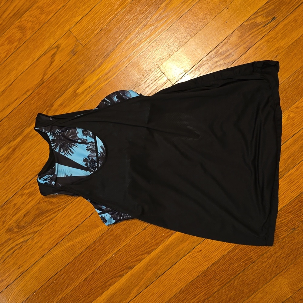 Womans chestee tank with built in bra